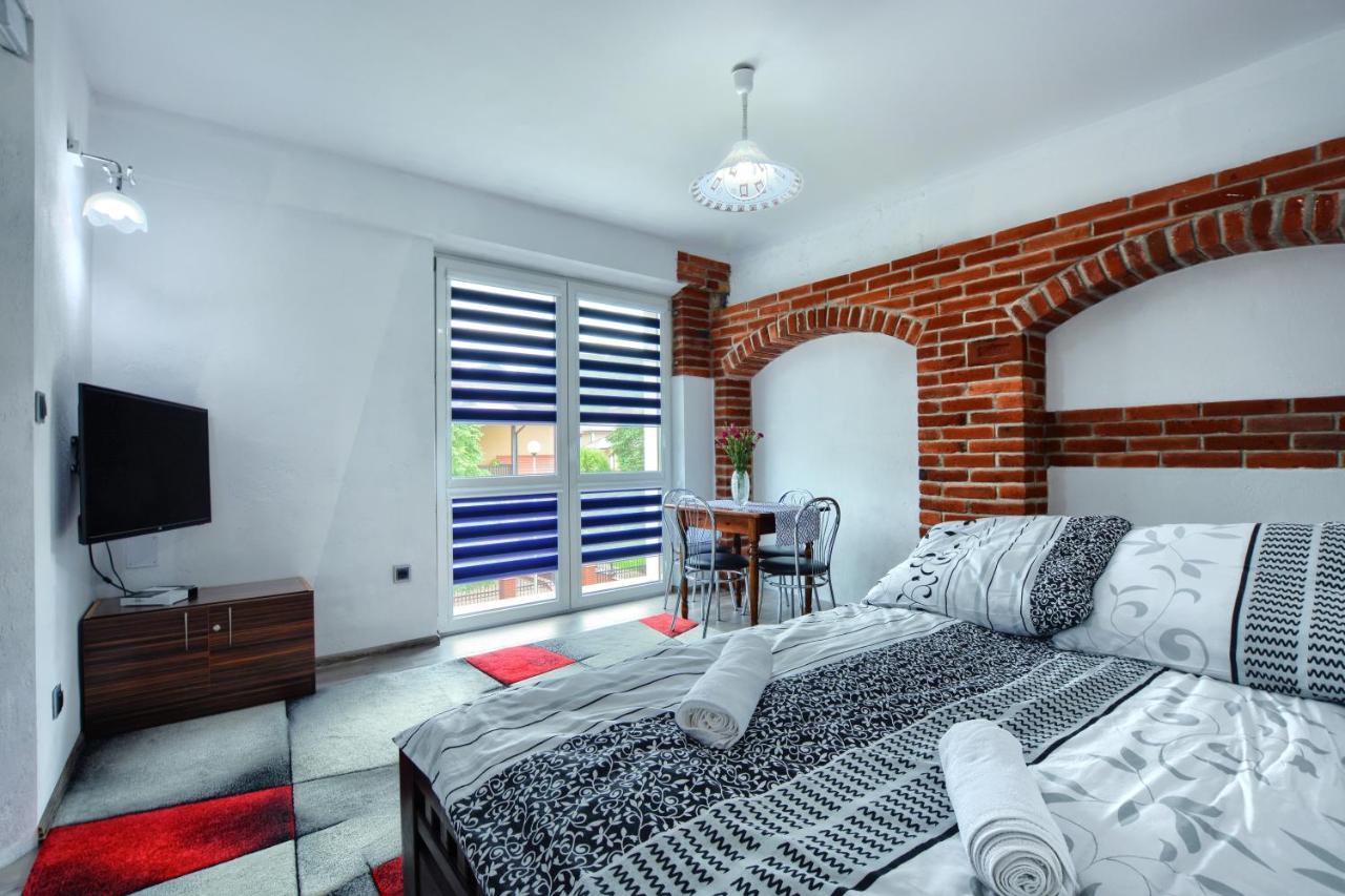 Ceglany Apartament Ustrzyki Dolne Kültér fotó